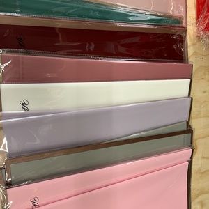 Waterproof wrapping paper for flowers